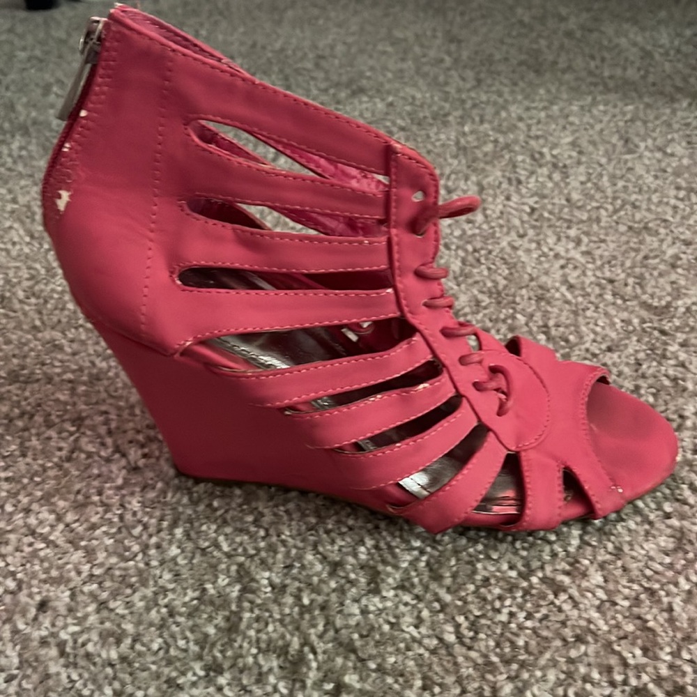 Wedges - Picture 4 of 7